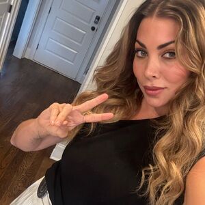 Meet your Posher, Liz davis